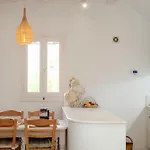 빌라 Stylish Cycladic Family With Private Gardens - Botanica Agkeria