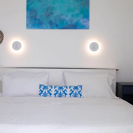 Stylish Cycladic Family With Private Gardens - Botanica Villa *