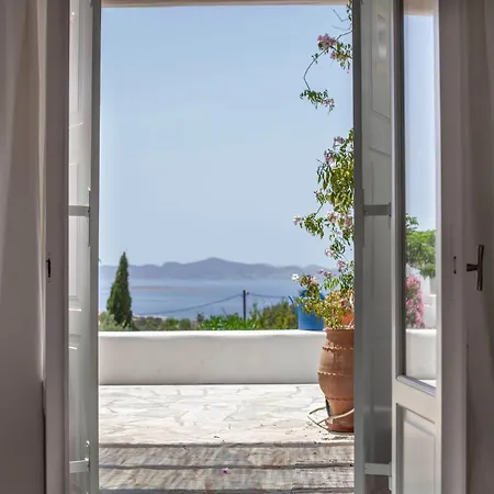 Stylish Cycladic Family With Private Gardens - Botanica