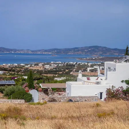 Stylish Cycladic Family With Private Gardens - Botanica Agkeria