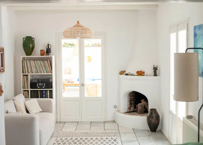 Stylish Cycladic Family With Private Gardens - Botanica *