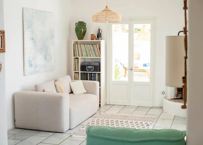 Stylish Cycladic Family With Private Gardens - Botanica *