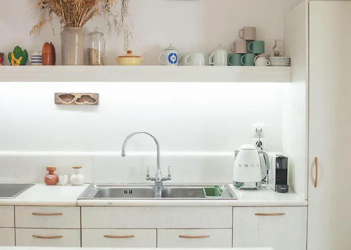 Stylish Cycladic Family With Private Gardens - Botanica *