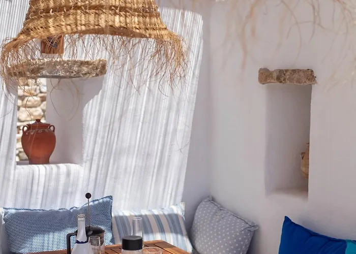 Stylish Cycladic Family With Private Gardens - Botanica Agkeria