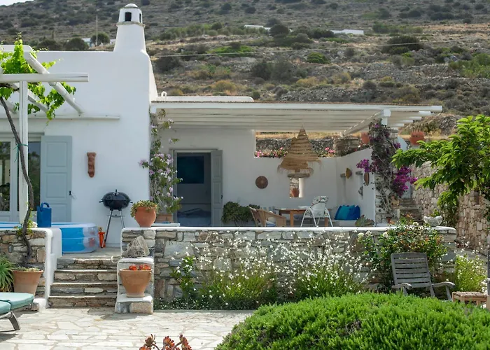 Stylish Cycladic Family With Private Gardens - Botanica Villa Agkeria