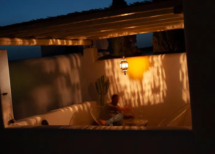 Stylish Cycladic Family With Private Gardens - Botanica Villa